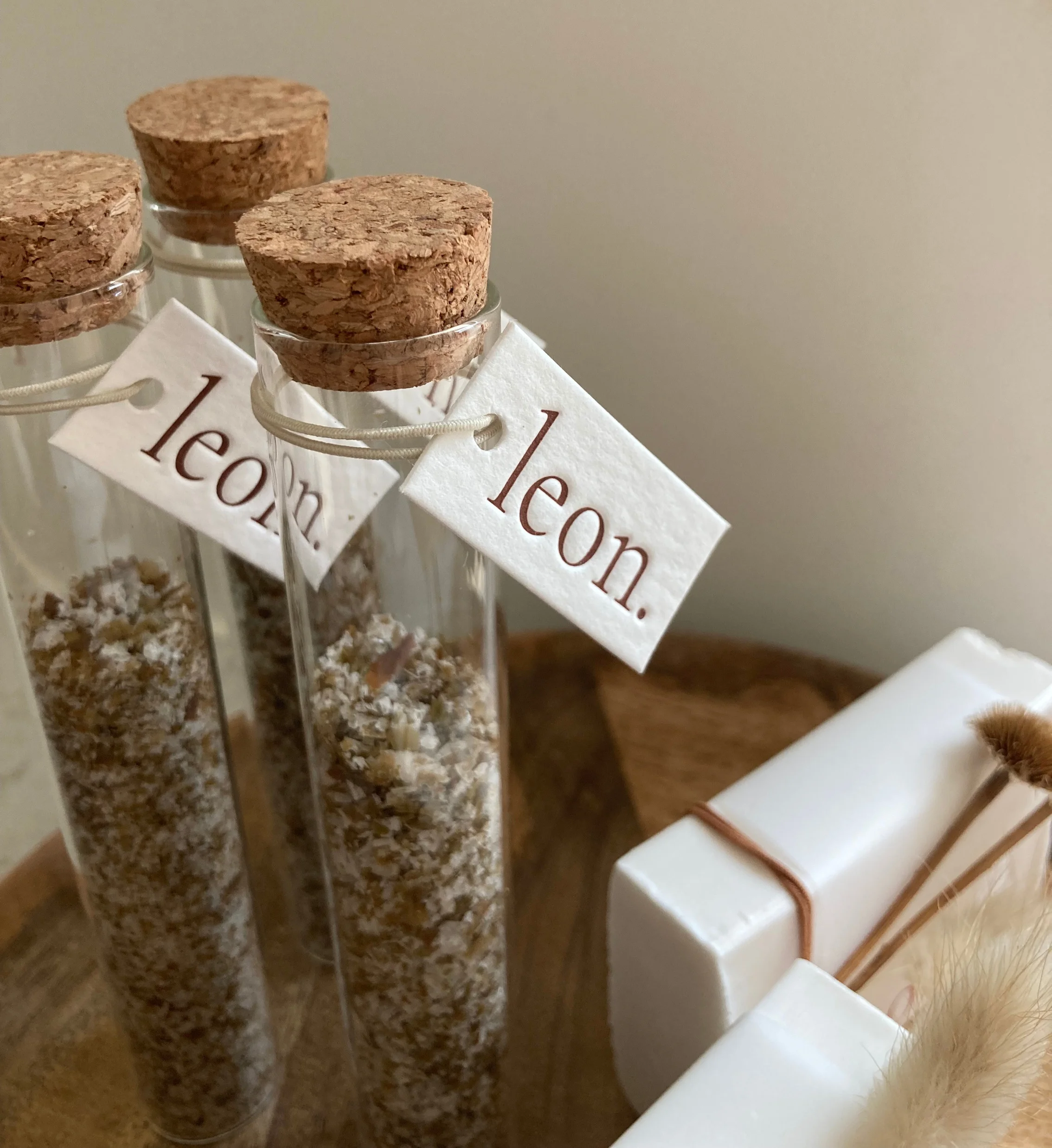 Leon detail 2
